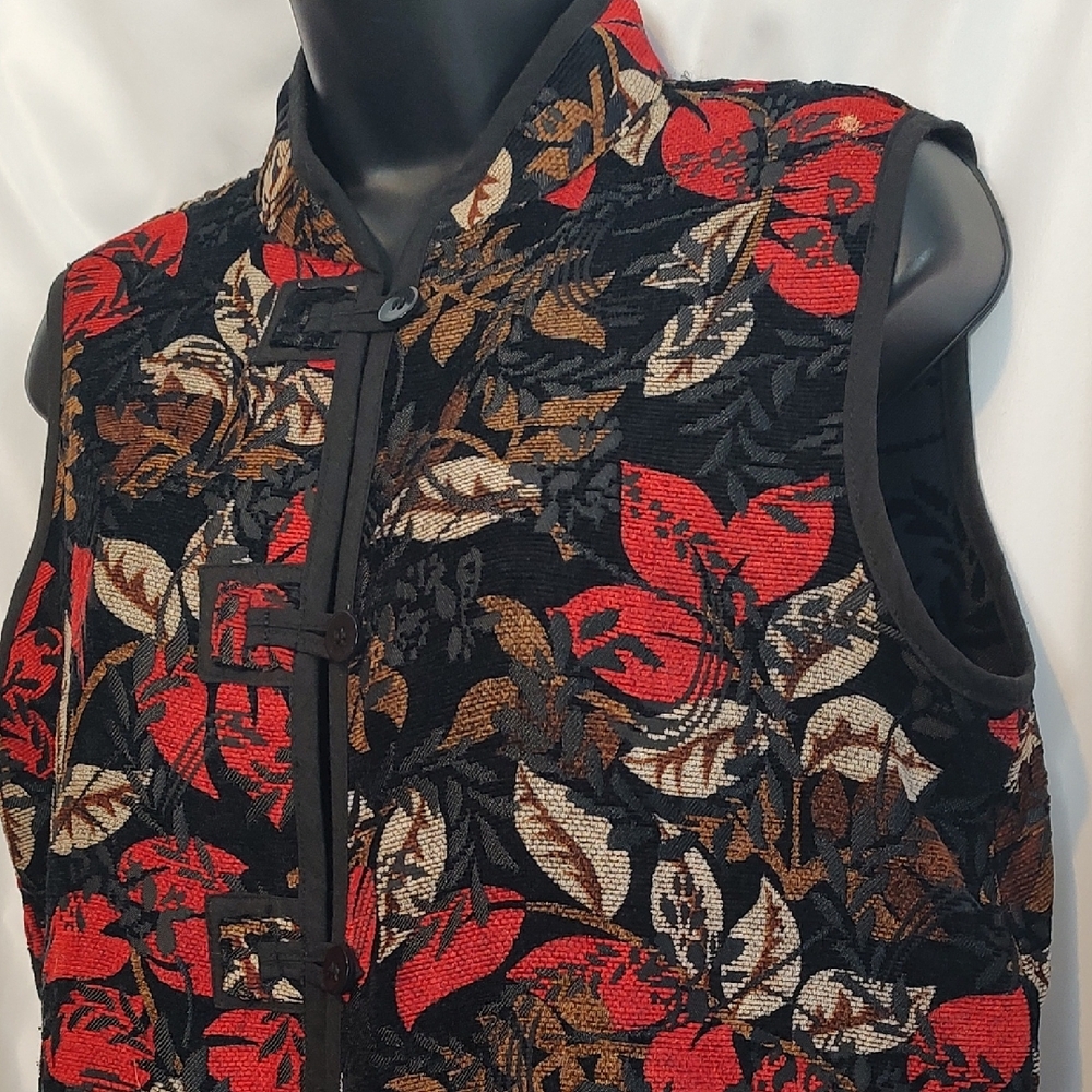Source Unknown Black And Red Leaf Pattern Vest - image 5